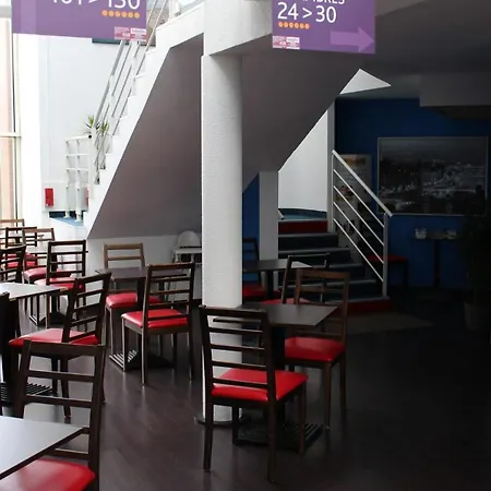 Initial By Balladins Bethune ホテル