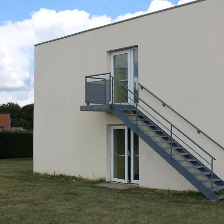 ホテル Initial By Balladins Bethune 2*