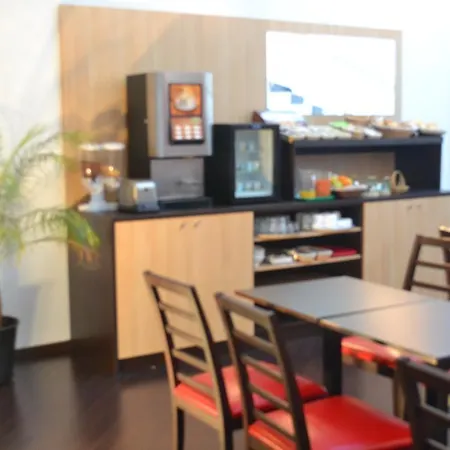 Initial By Balladins Bethune ホテル 2*