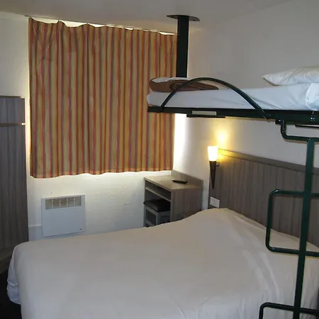 ホテル Initial By Balladins Bethune 2*