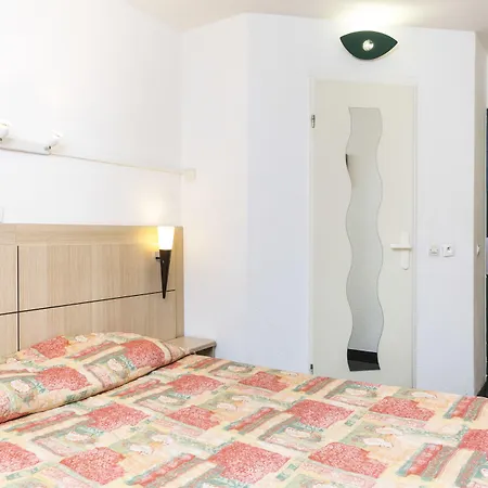 ホテル Initial By Balladins Bethune バーヴリー