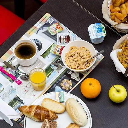 Initial By Balladins Bethune ホテル