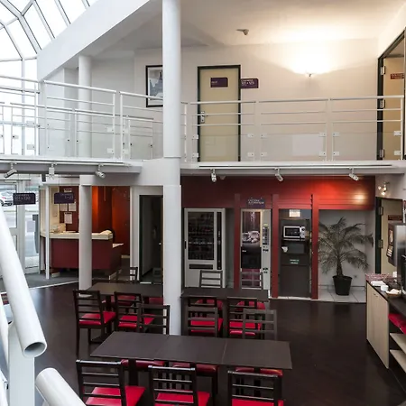 Initial By Balladins Bethune ホテル