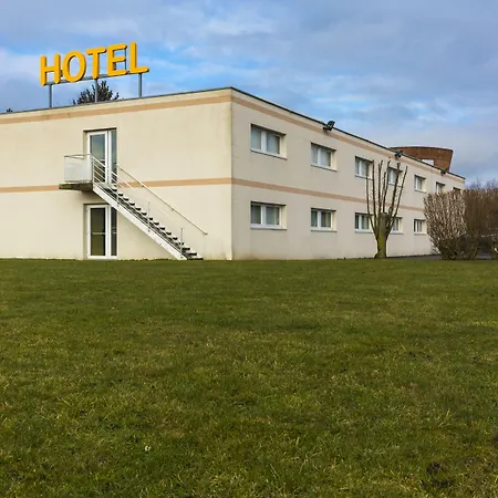 ホテル Initial By Balladins Bethune