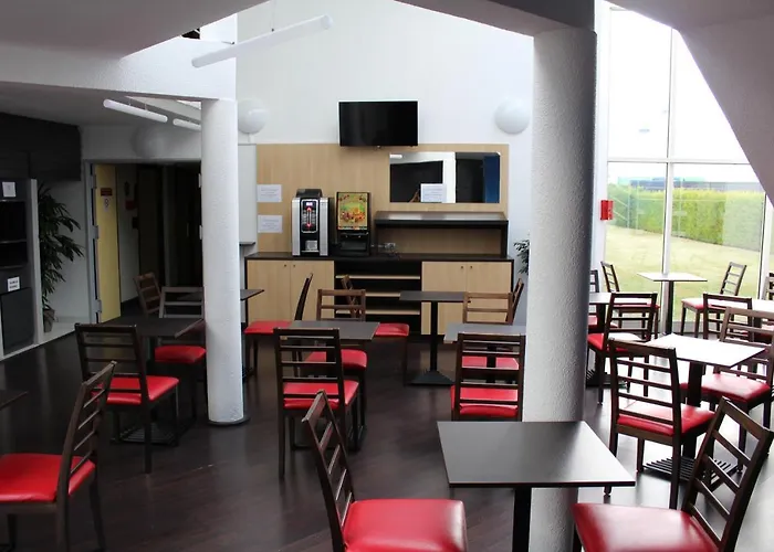 Initial By Balladins Béthune Hotel 2*