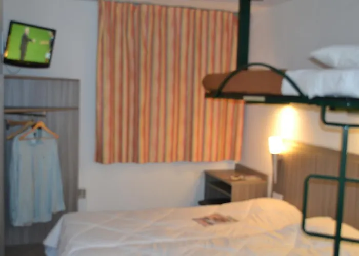 Initial By Balladins Béthune Hotel 2*