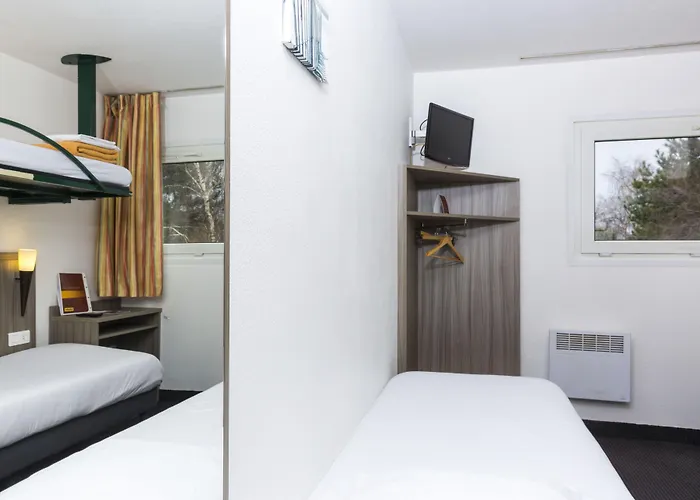 Initial By Balladins Béthune Hotel 2*