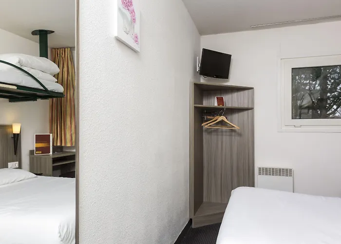 Initial By Balladins Béthune Hotel 2*