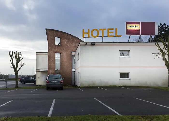 Initial By Balladins Béthune Hotel 2*