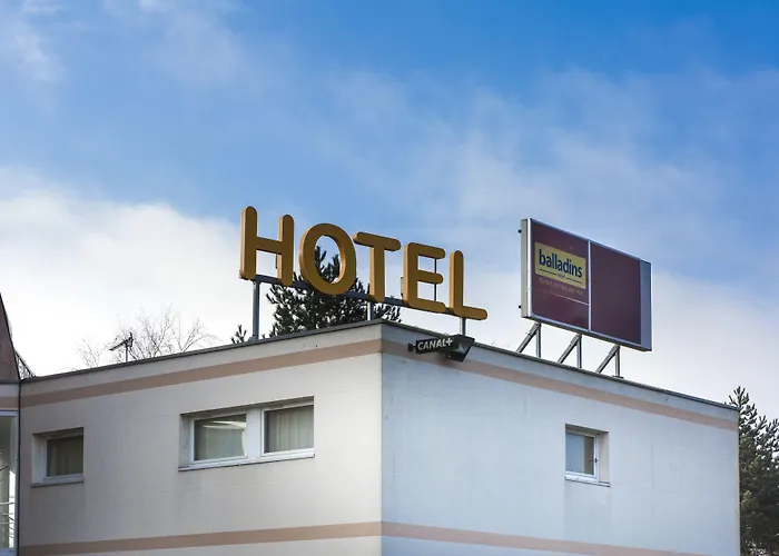 Initial By Balladins Béthune Hotel 2*